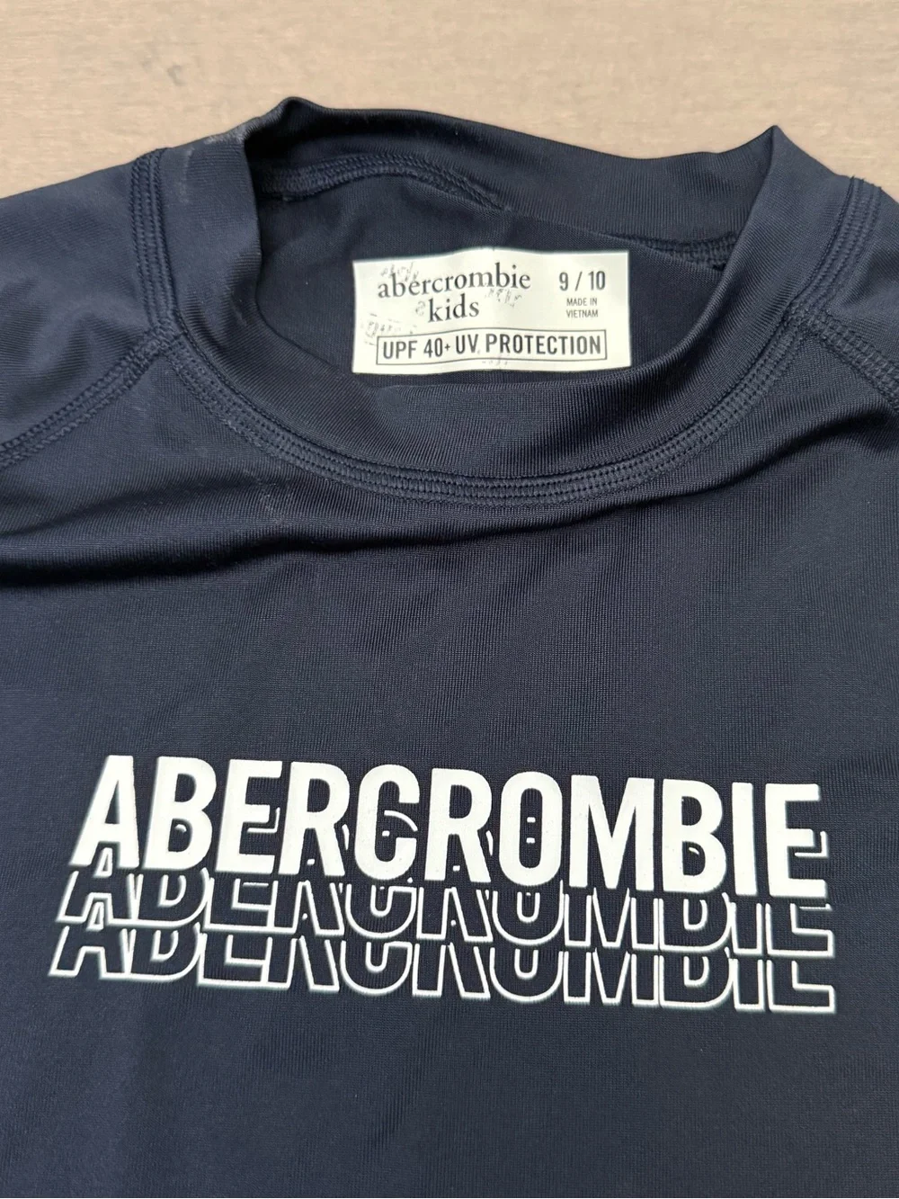 Abercrombie Kids Navy Long Sleeve Logo Rashguard, Size 9/10